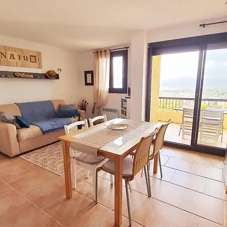 - Casa Corsa * Porticcio (Corsica)